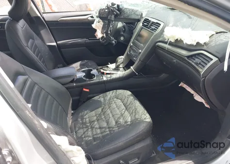 2016 Ford Fusion Se z USA, uszkodzony, nr VIN 1FA6P0HD1G5128697